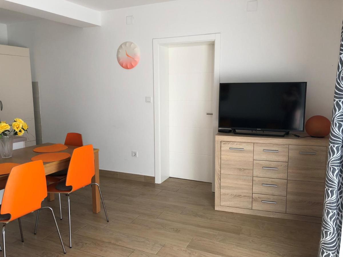 Apartmani I Sobe Ivancic1 Novi Vinodolski Bagian luar foto