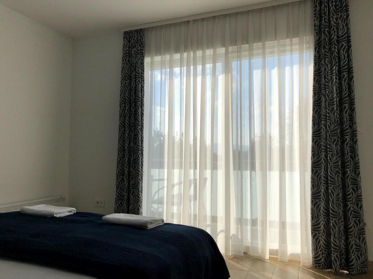 Apartmani I Sobe Ivancic1 Novi Vinodolski Bagian luar foto
