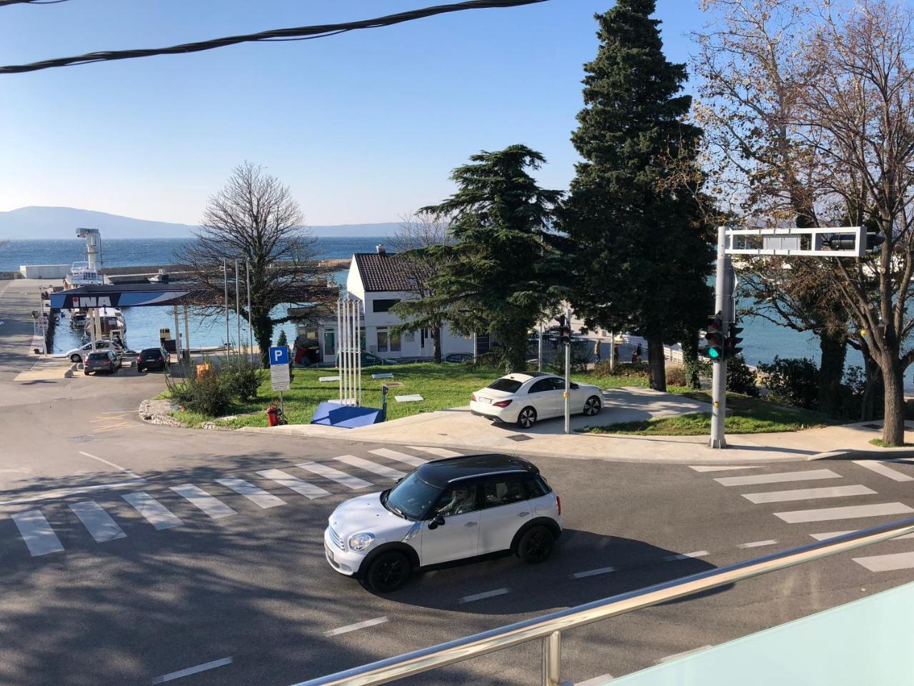 Apartmani I Sobe Ivancic1 Novi Vinodolski Bagian luar foto