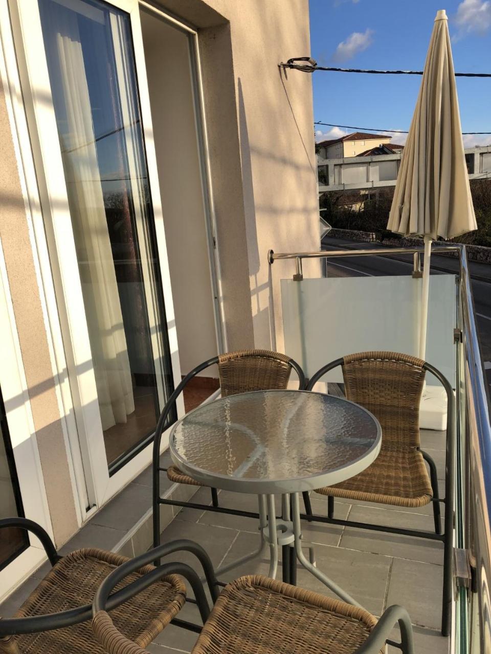 Apartmani I Sobe Ivancic1 Novi Vinodolski Bagian luar foto