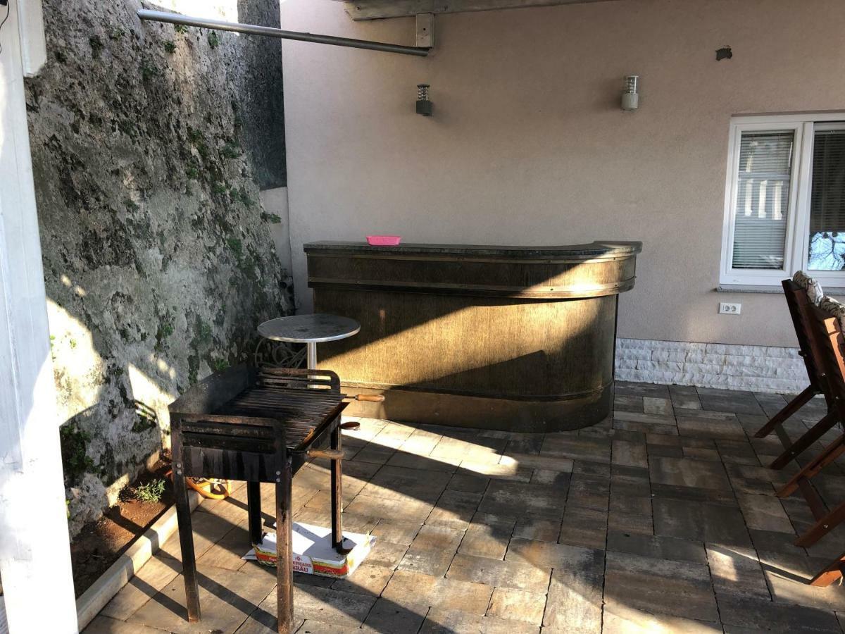 Apartmani I Sobe Ivancic1 Novi Vinodolski Bagian luar foto